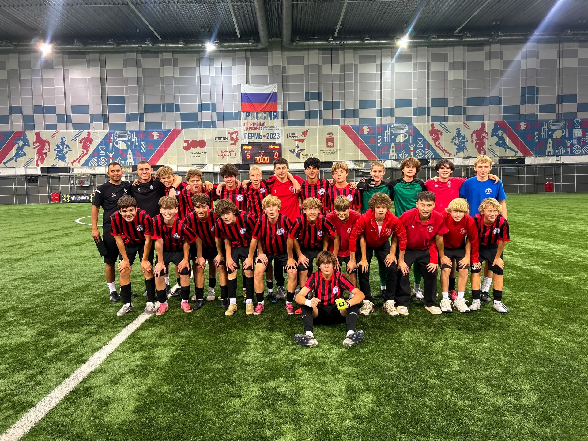 С победой! ❤️🖤