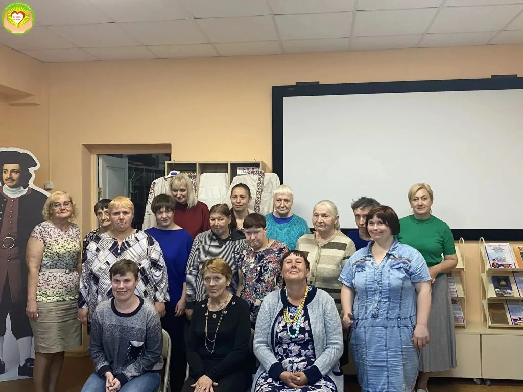 Сегодня в рамках программы "Литературные ступени"📚 жители нашего дома посетили городск...