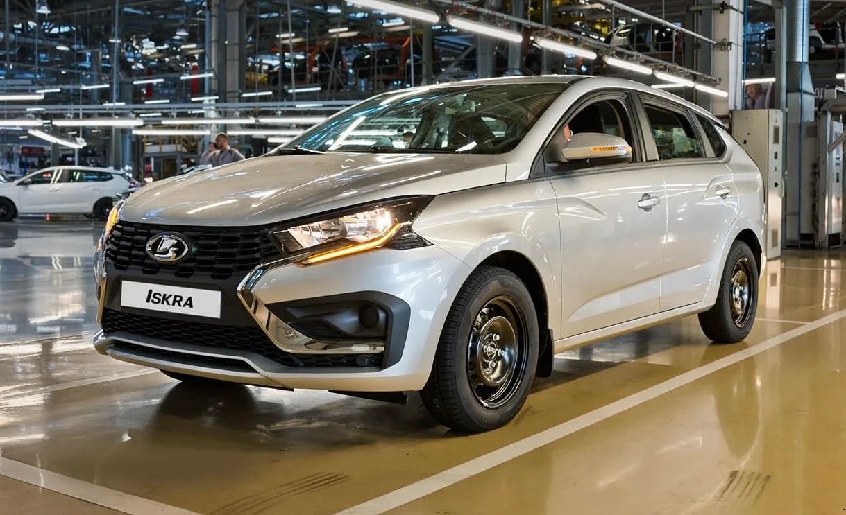 Для Lada Iskra SW стала доступна новая версия «Драйв»

АвтоВАЗ расширил линейку Lada Iskra SW: в про
