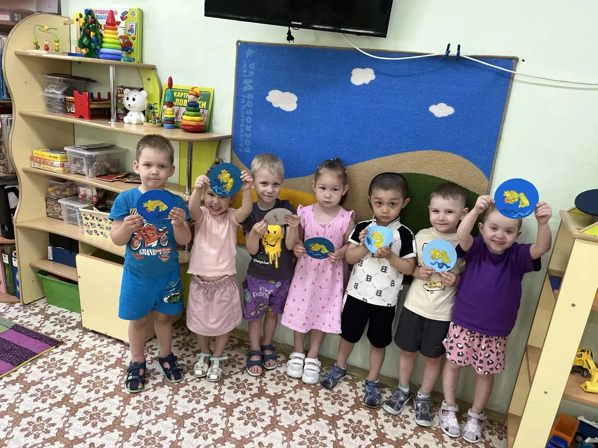 ПЛАСТИЛИНОГРАФИЯ в детском саду № 242 «Ёлочка» на Плахотного,15а

🎉  6 июня - Пушкинский день и Ден