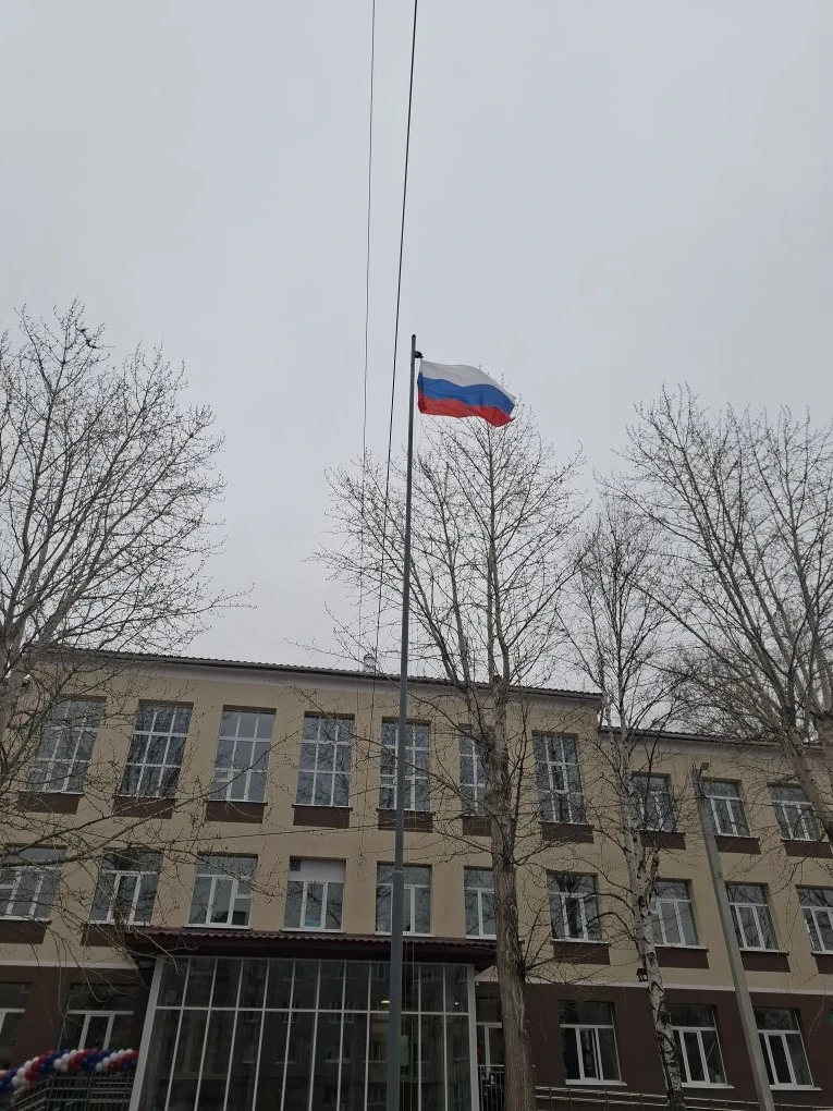🎉Школа  вновь распахнула двери после капремонта  🇷🇺Сегодня после масштабного капитального ремонта от