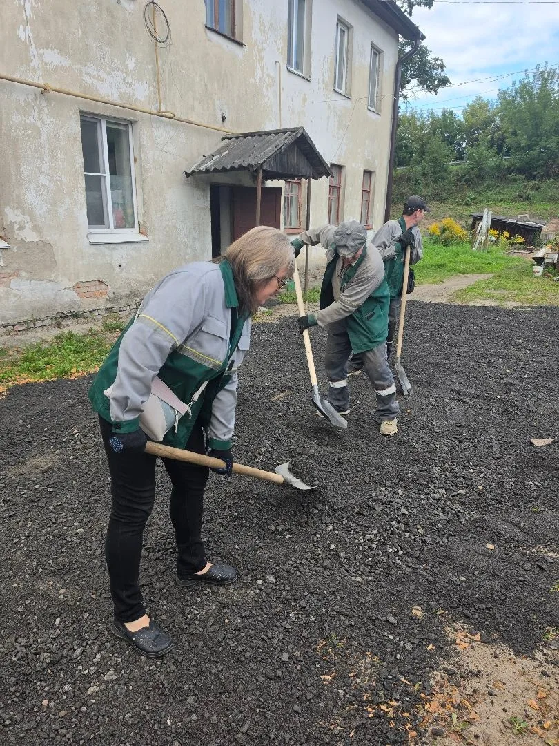 🛠 Приводим в порядок дворовые проезды