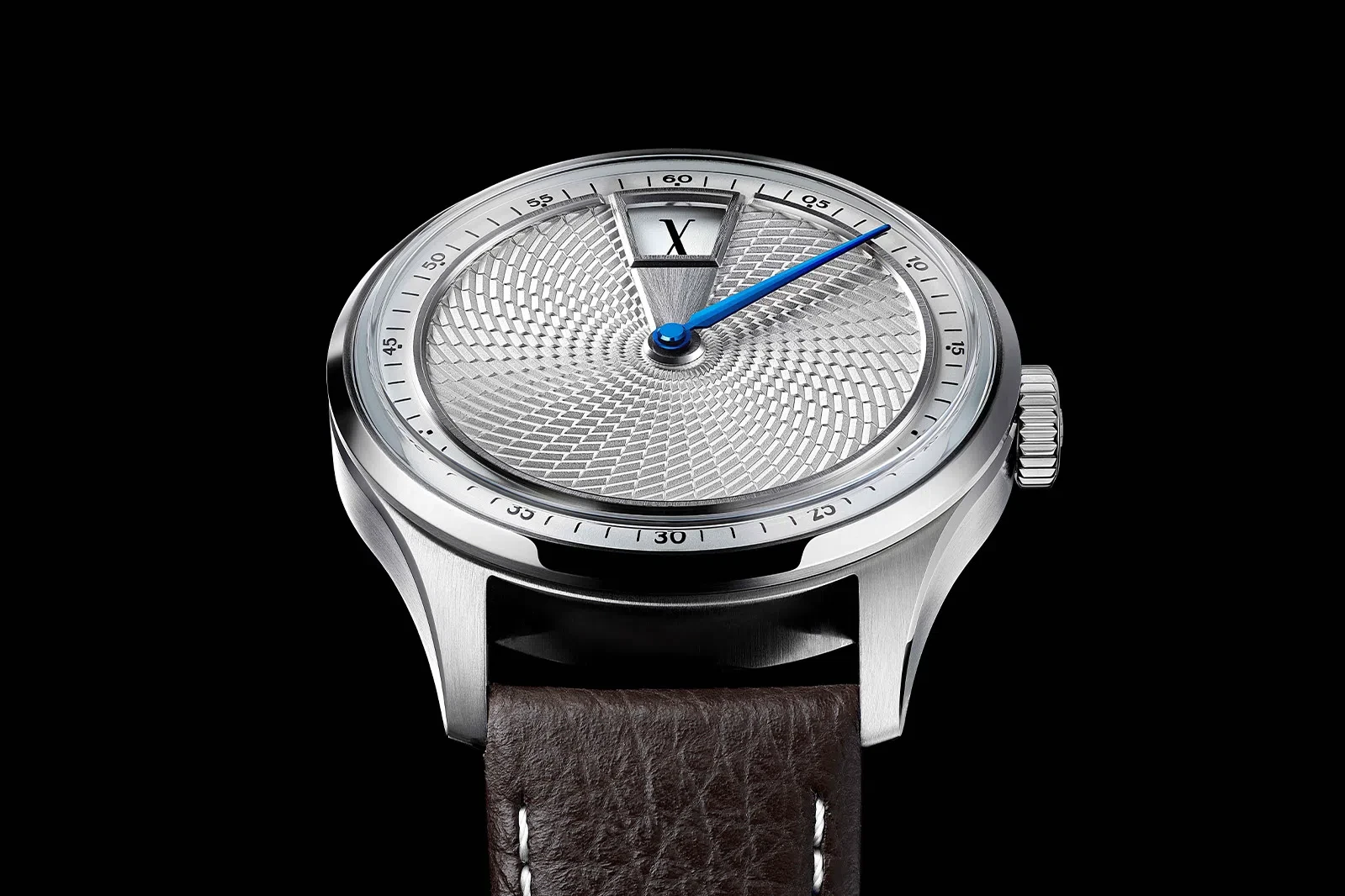 В Christopher Ward решили отметить 15-летие механизма JJ01, представленного в 2011-м ка...