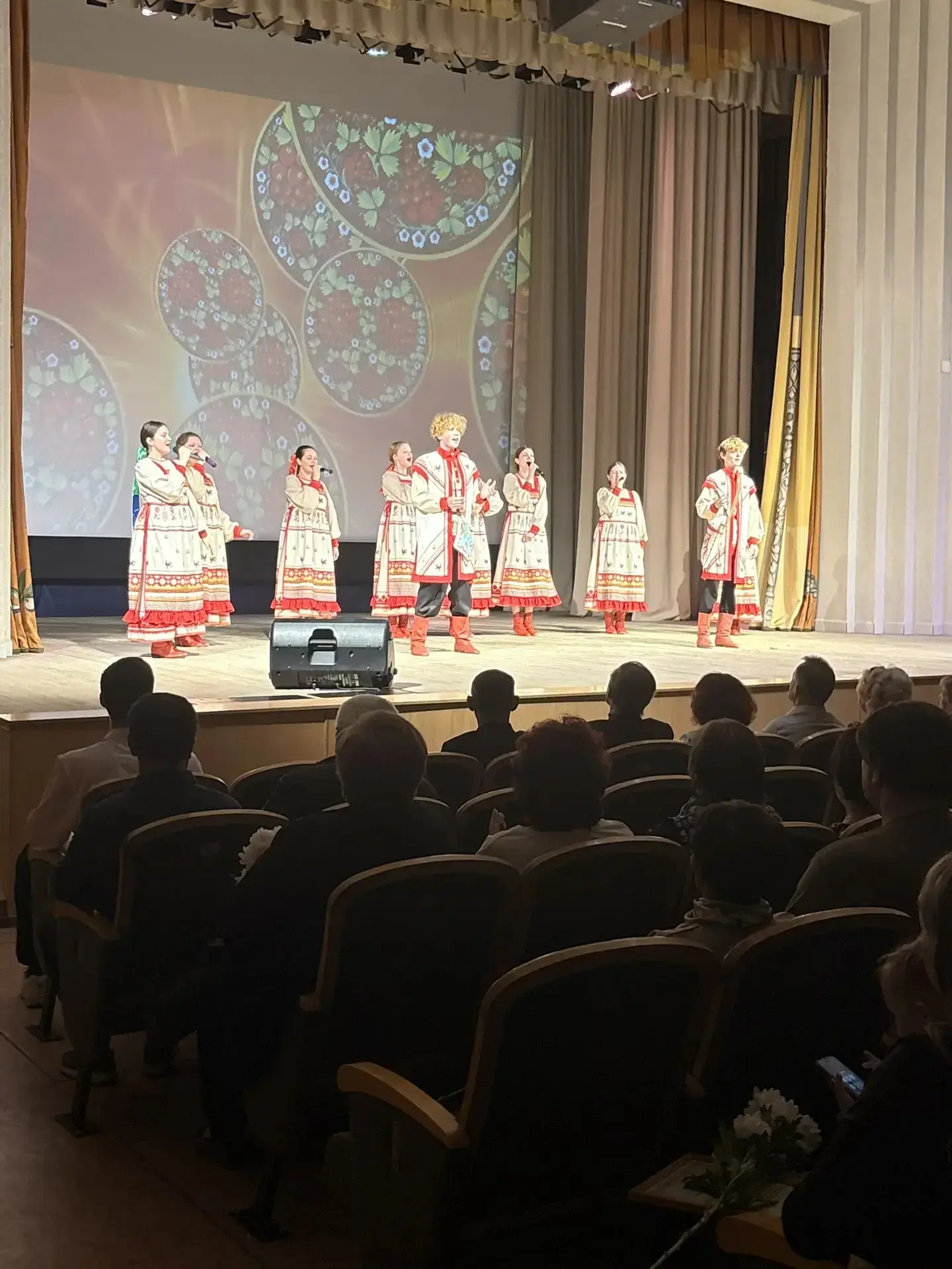 В Доме культуры «13 Октябрь» торжественно отметили День местного самоуправления 🏛️  17 апреля в боль