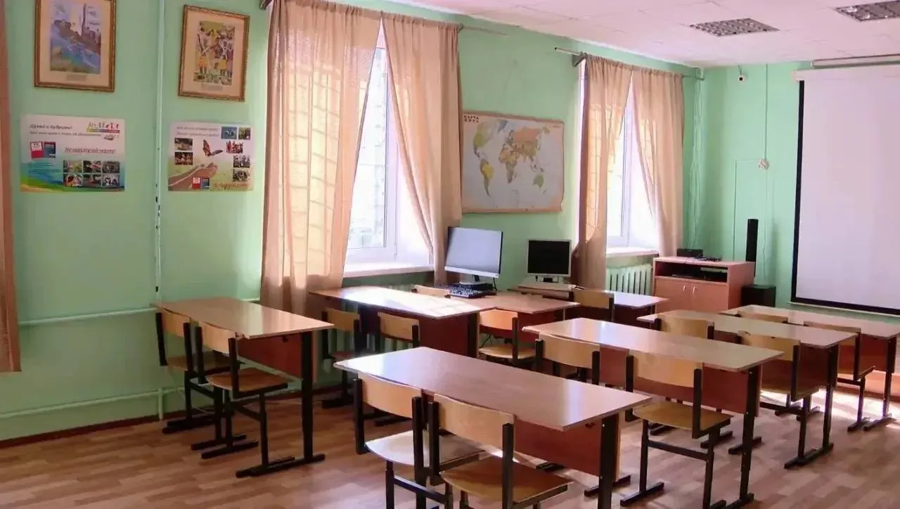 Прием школьников в 10-е классы под контролем властей

Вопрос о праве на образование остается в центр
