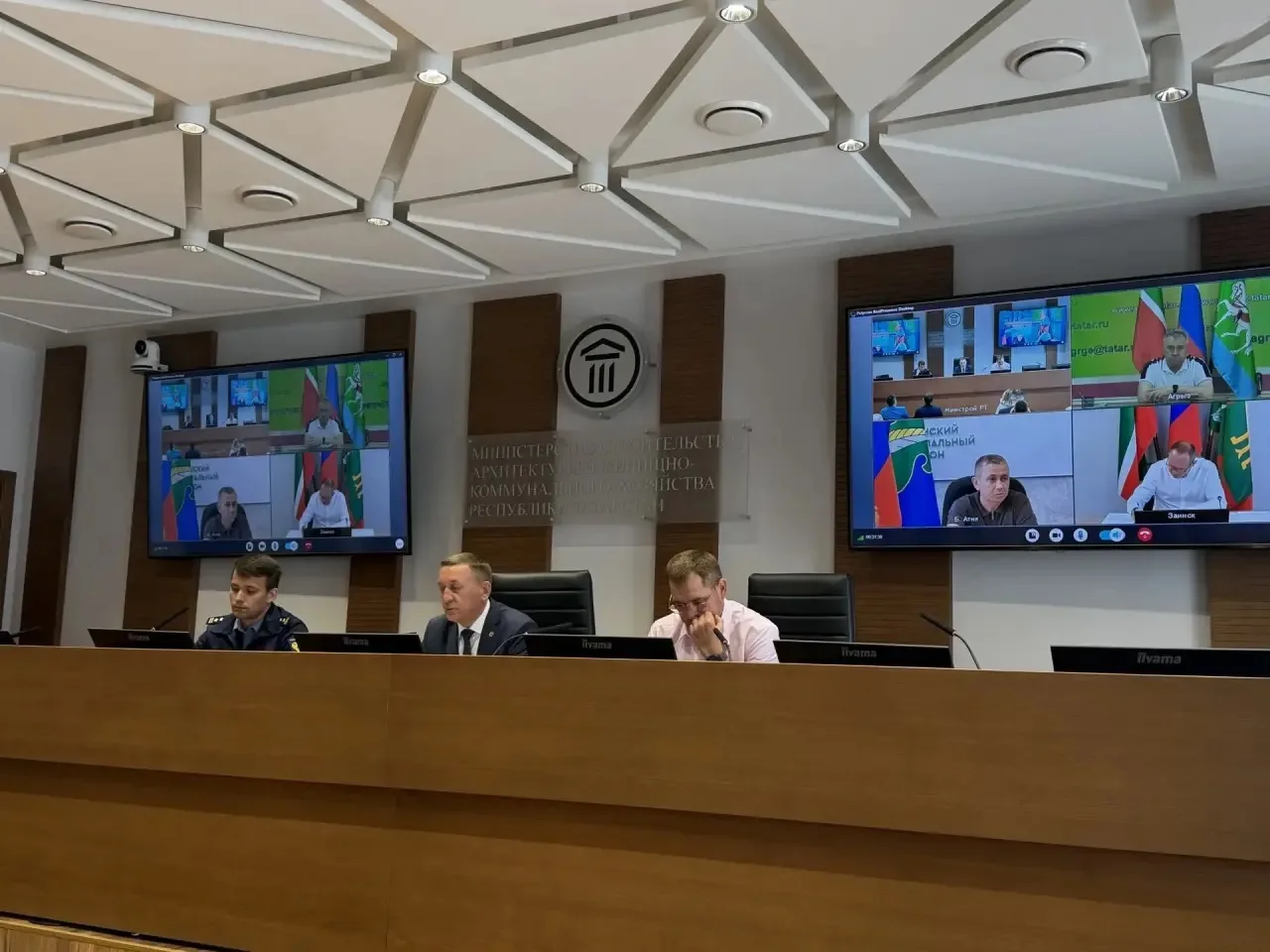 Сегодня в министерстве строительства РТ принимаем участие в заседании Республиканского штаба по вопр