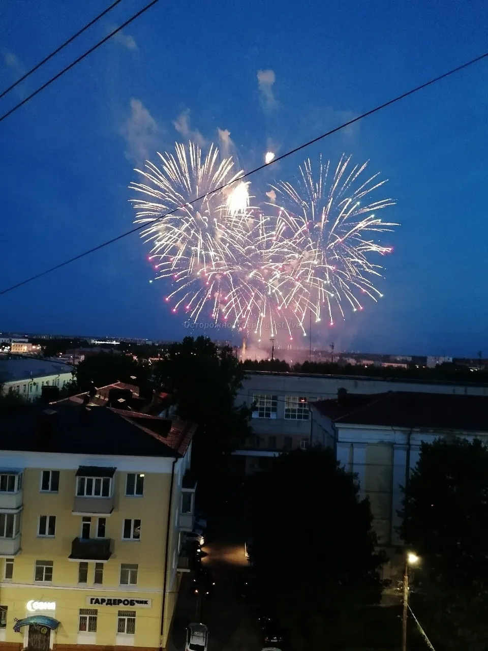 🎆 Публикуем кадры салюта в честь Дня города. С Днём рождения, Тверь!