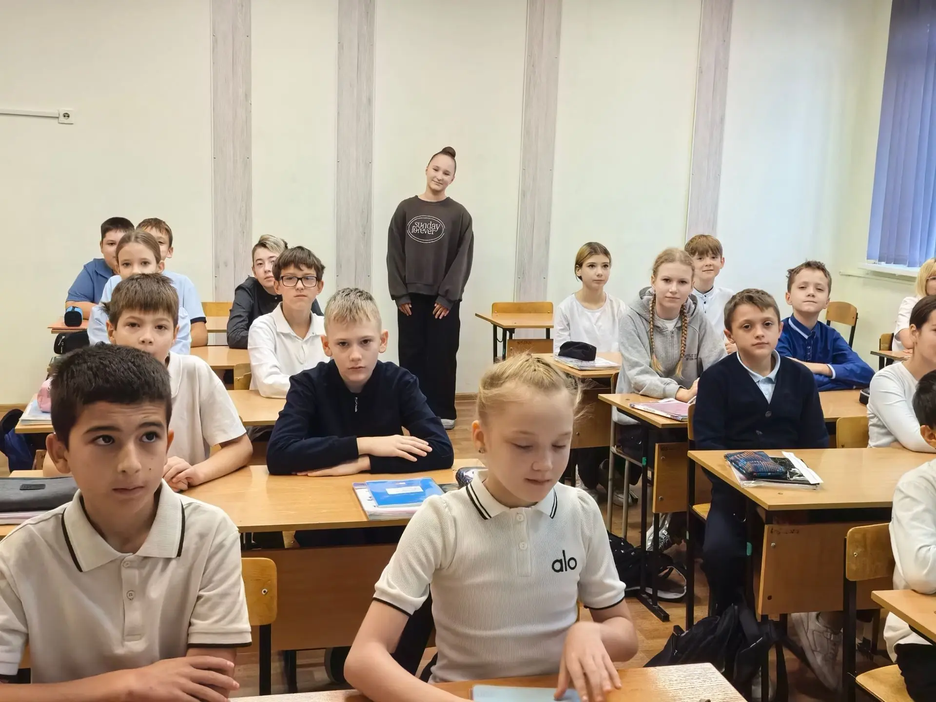 День самоуправления в школе прошёл очень интересно и продуктивно как для ребят 5 Д так ...