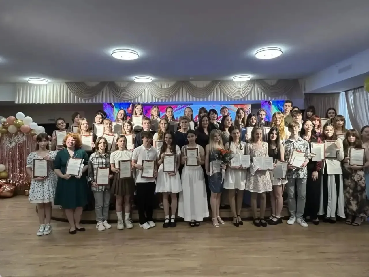 ✨3 июня состоялся торжественный выпускной вечер художественного отделения «Родник»! ✨

🎉 Этот день 