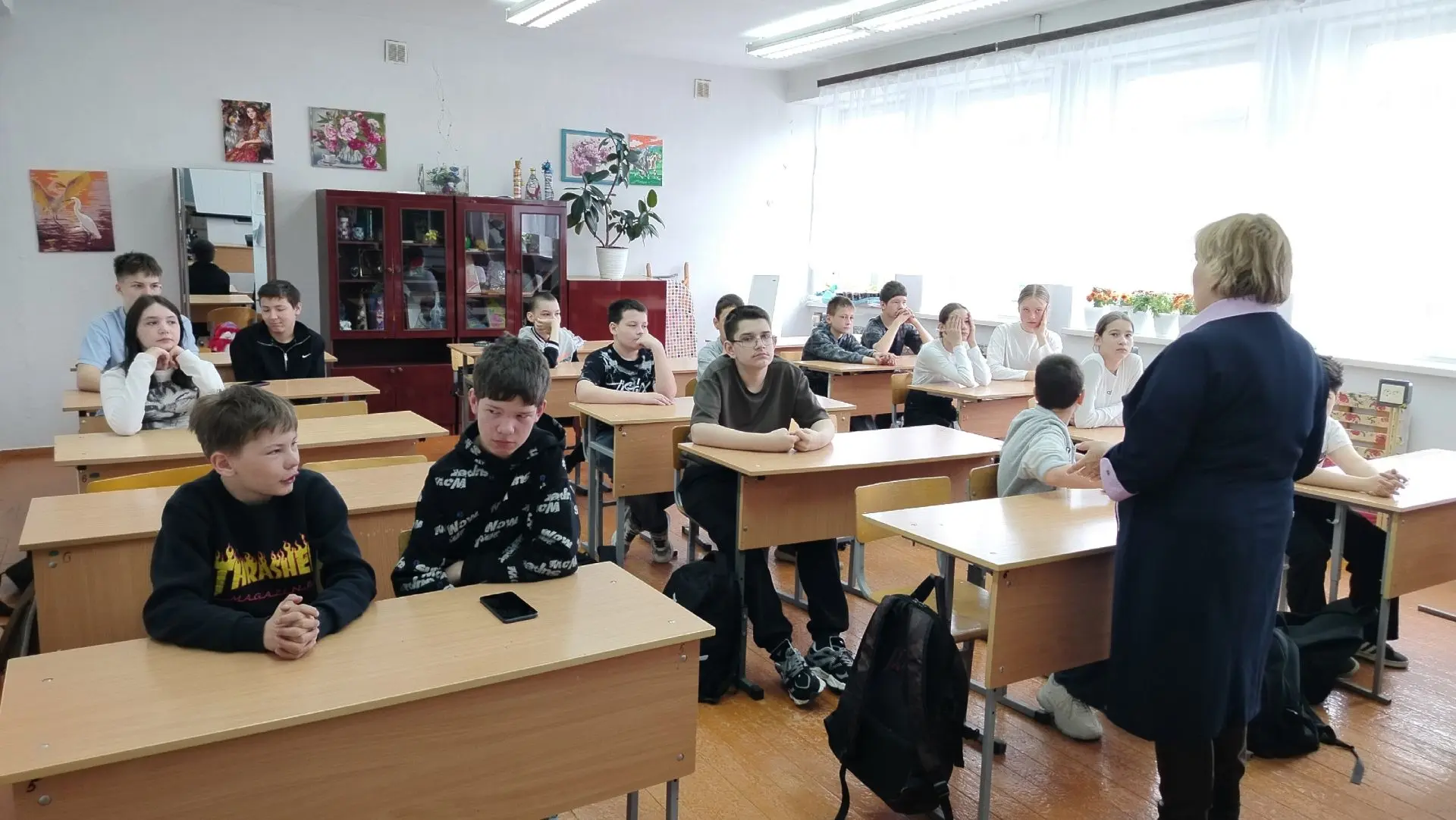 IT-куб: Шестиклассники 6В класса создают мультфильмы будущего!