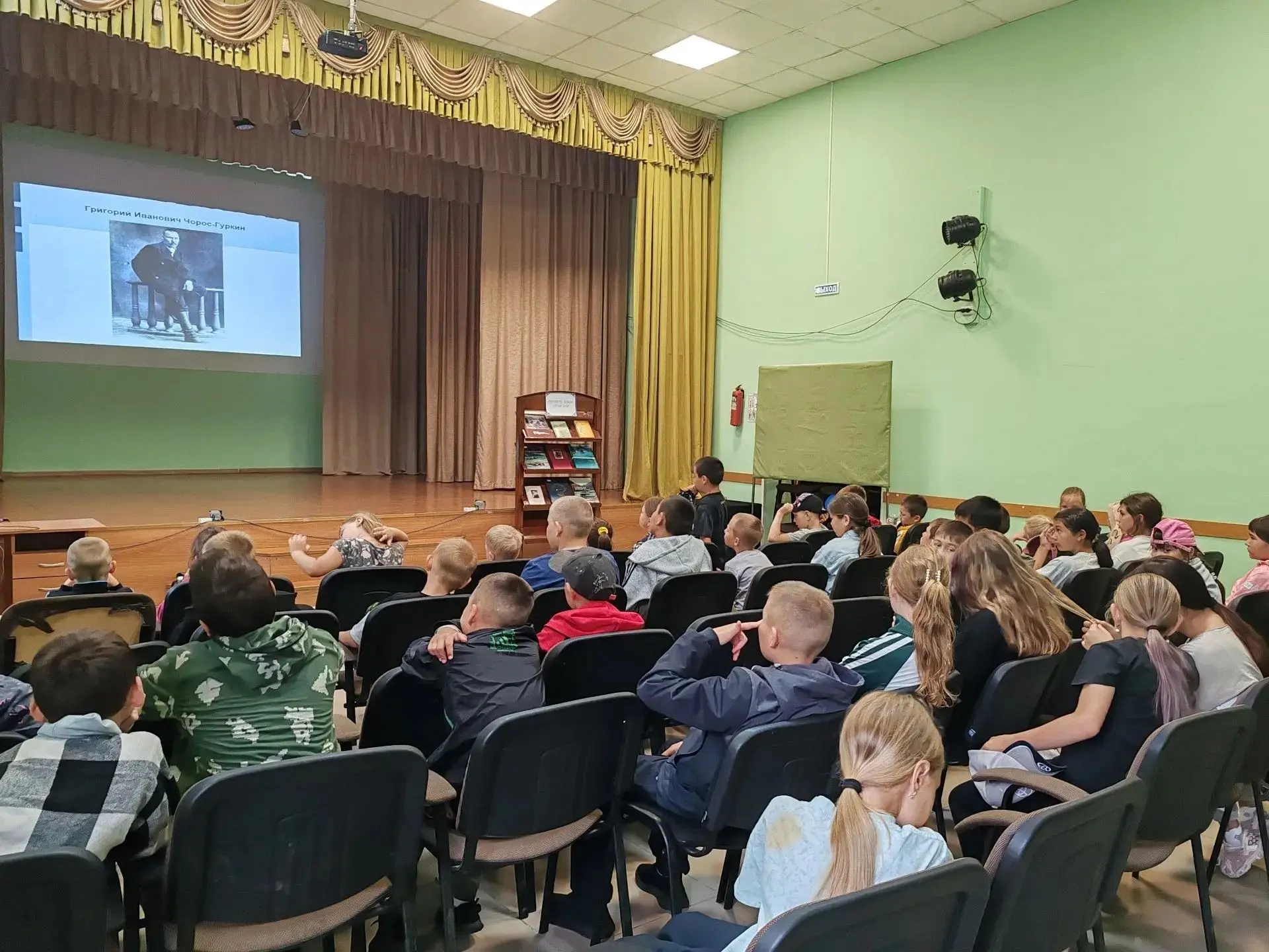 «Виртуальный музей», посвящённый художнику Г. И. Чорос-Гуркину

В Чепошском доме культуры состоялось