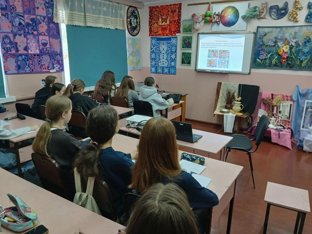 💫15 и 16 мая в Лузинском филиале по отделениям были проведены беседы по профилактике негативных соц