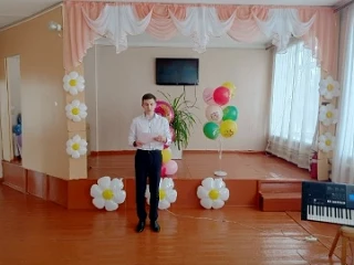 Международный женский день 8 Марта знаменует собой начало весны, наполняя сердца радостью и заботой.