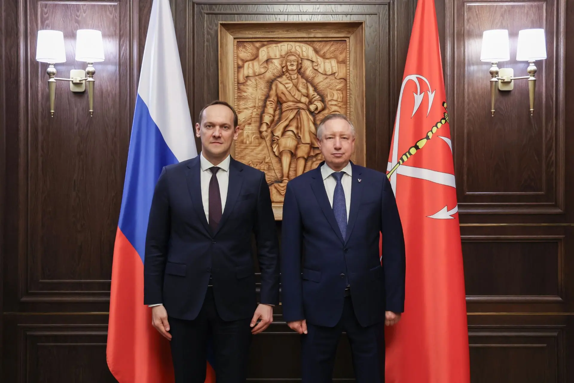 🌐 Руководитель Росреестра Олег Скуфинский провел встречу с губернатором Санкт-Петербурга Александро