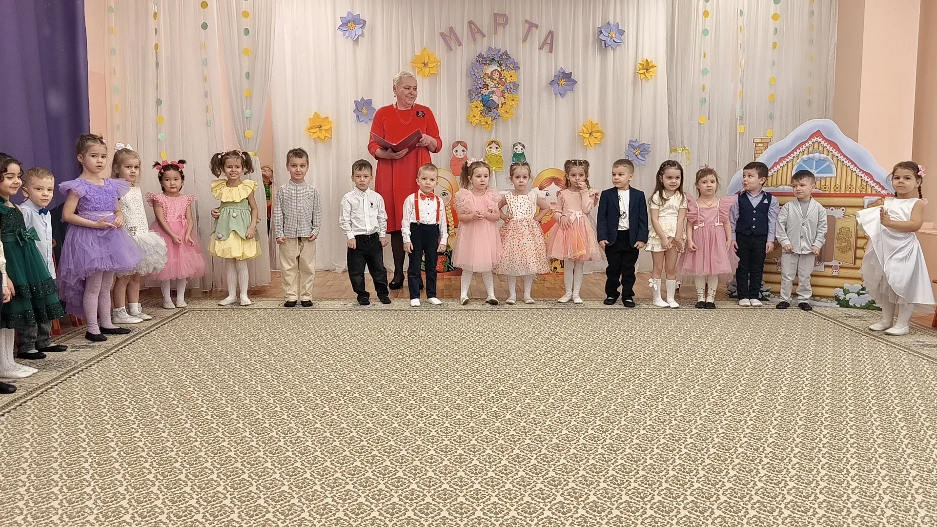 💐 Самые нежные поздравления – от наших дошколят!  🌷 Праздничные утренники к 8 Марта подарили всем на