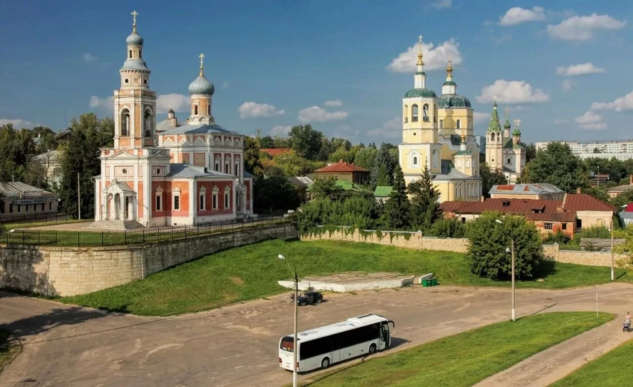 Таруса впервые упоминается в 1246 году, хотя есть версии, что город существовал еще в X...