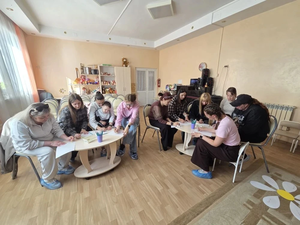 Теплая встреча в группе "Цветик-семицвети": как прошло итоговое собрание

26 мая 2026 года  состояло