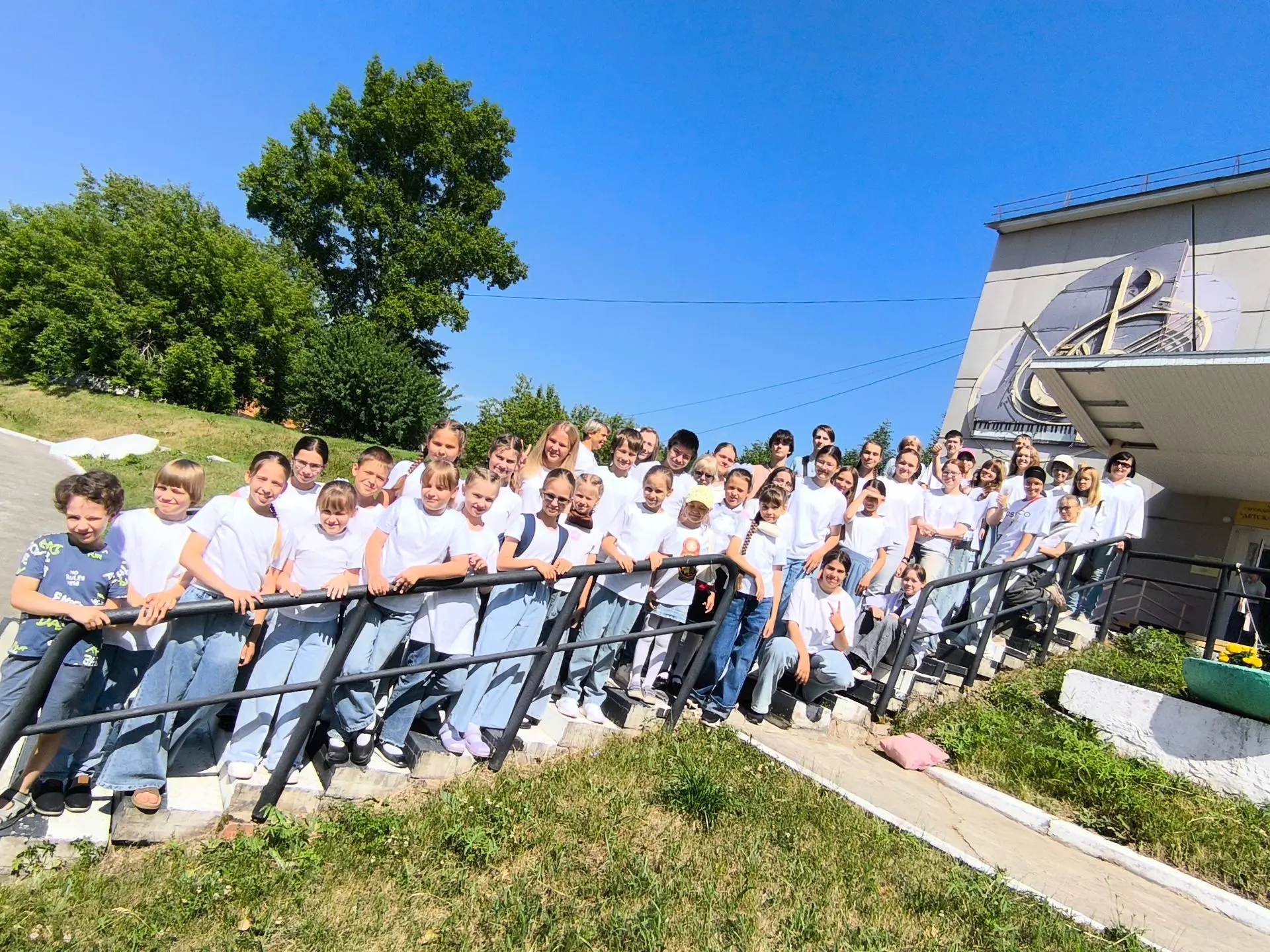 #ДМШ_лето2026

ФИНАЛ ЛЕТНЕЙ СМЕНЫ! КАК ЭТО БЫЛО?

Пролетел первый летний месяц! На площадке Детской 