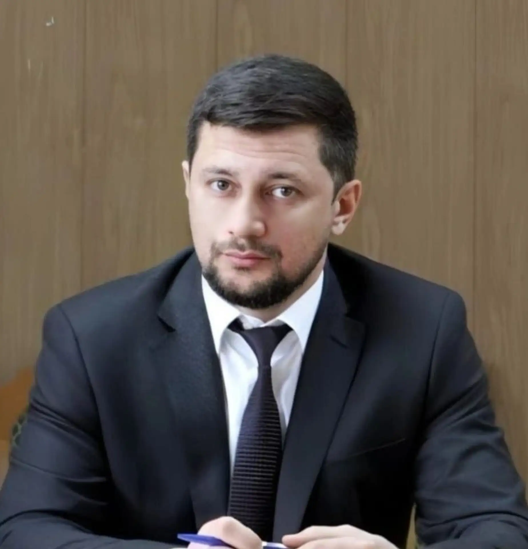 Глава Магарамкентского района Нариман Ражидинович Эфендиев поздравляет