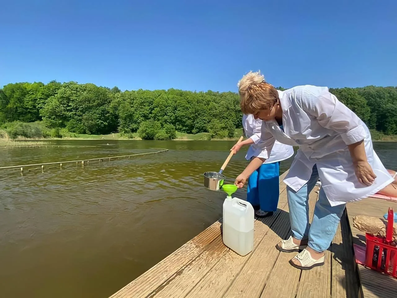 Роспотребнадзор обновил список пригодных для купания водоемов.