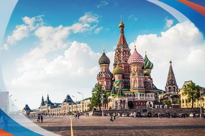 Ловите топ бесплатных локаций в Москве, куда можно сходить прямо сегодня и насладиться праздником:

