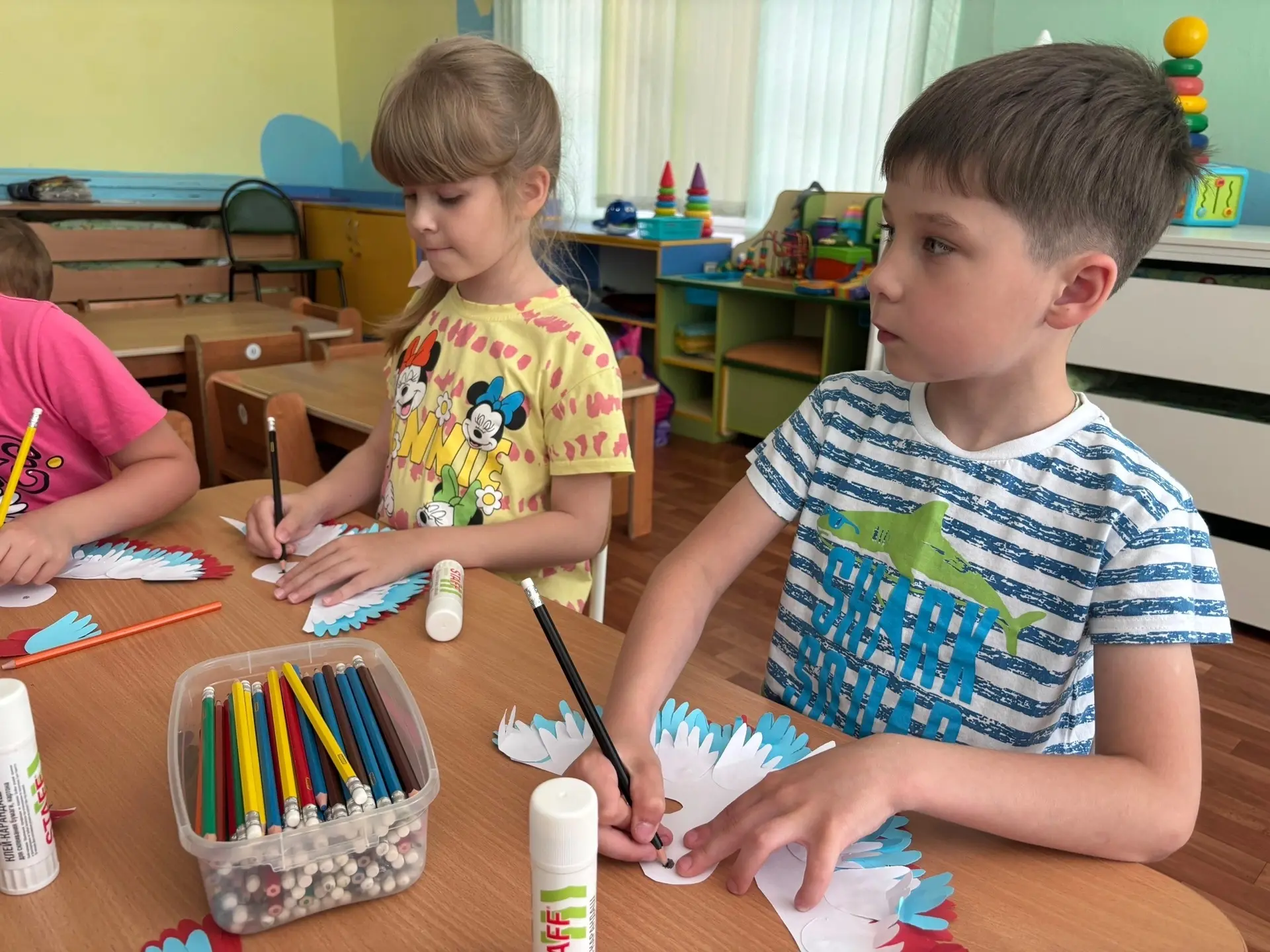 🚩Серебровская, д.28

🇷🇺 С Днём России! Наш символ мира — Голубь Мира 🕊️

Почему именно голубь? Э