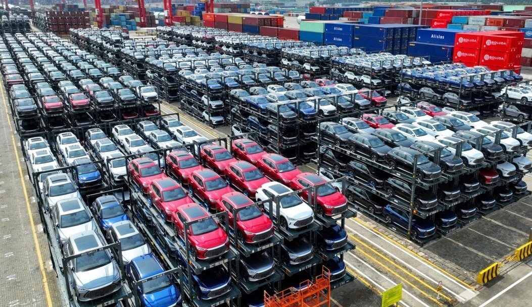 Стоит ли покупать автомобиль сейчас или подождать?