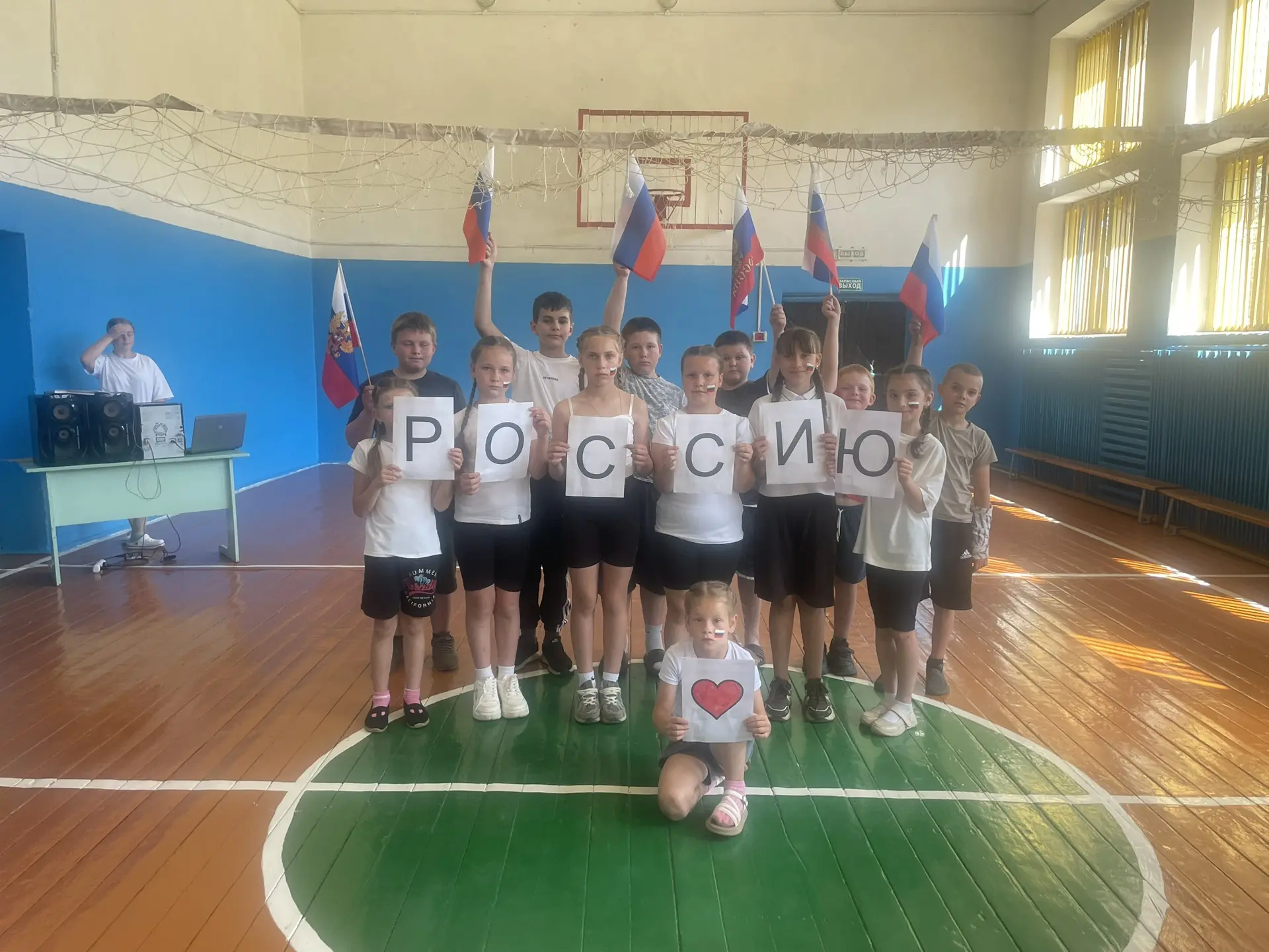 🇷🇺 День России в лагере «Солнышко »: как это было!Сегодня наш лагерь превратился в центр грандиозн