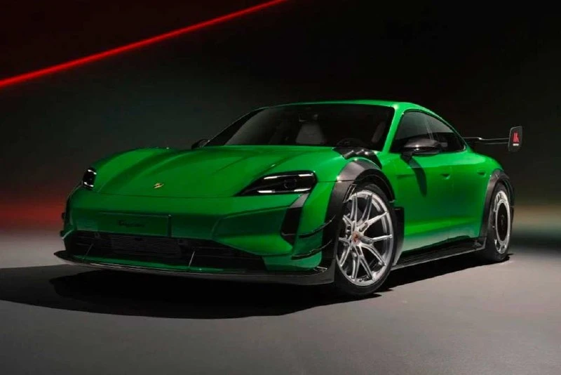 Электрический седан Porsche Taycan Turbo GT получил новый пакет опций под названием "Ma...