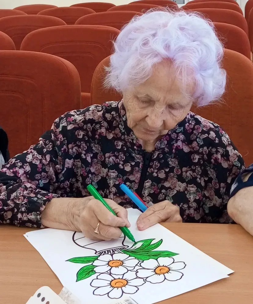 🌼 Загадочная магия ромашки в нашем доме-интернате 🌼

💫В стенах нашего геронтологического отделени
