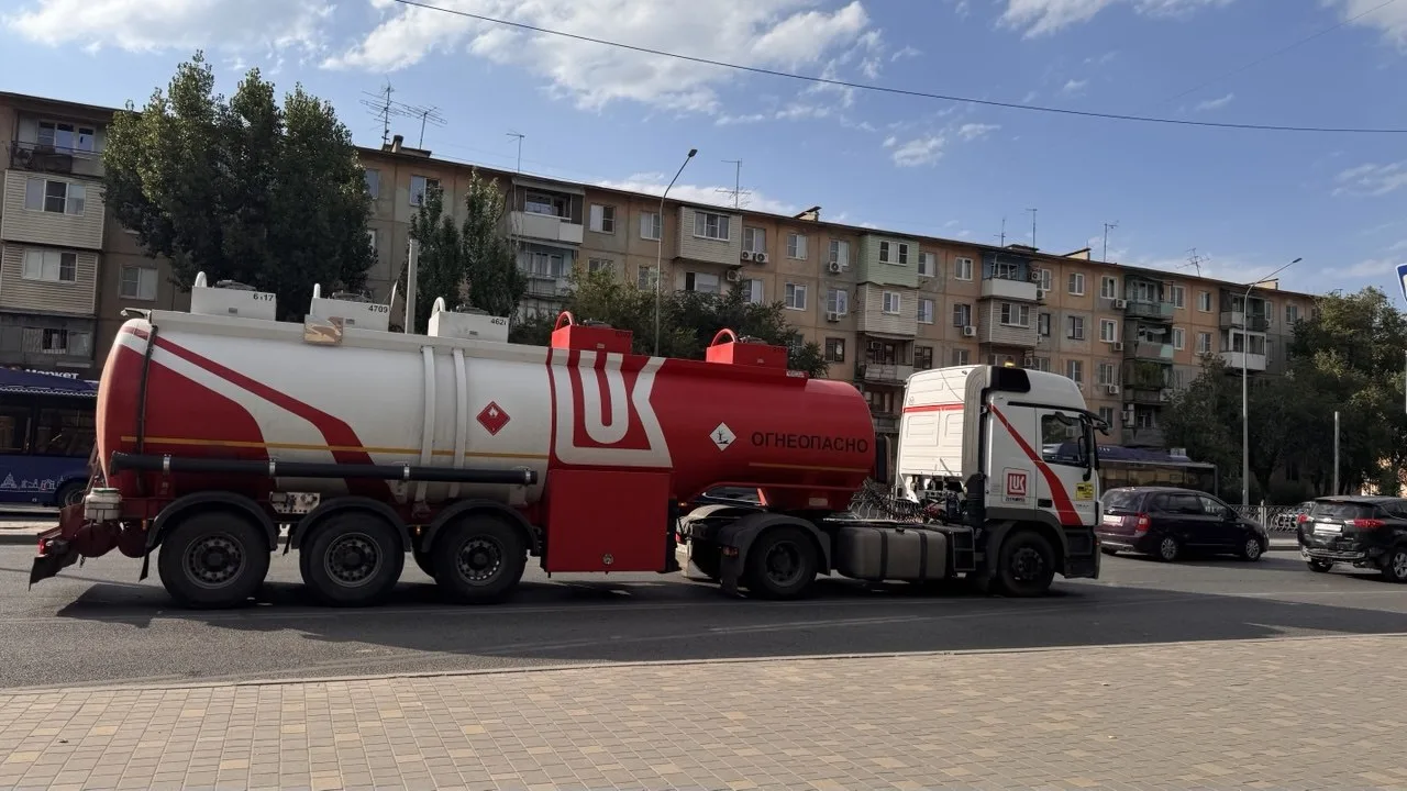 Эксперт рассказал, когда в Астрахани станет легче заправляться