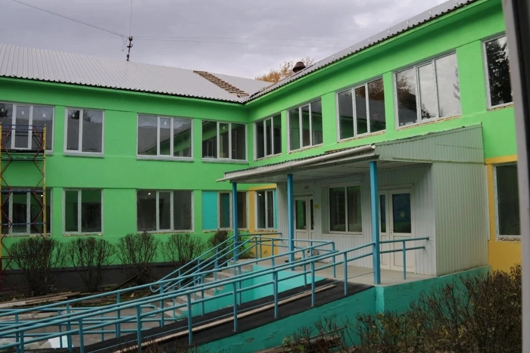 Отопление запускают в абаканском детсаду «Василек».