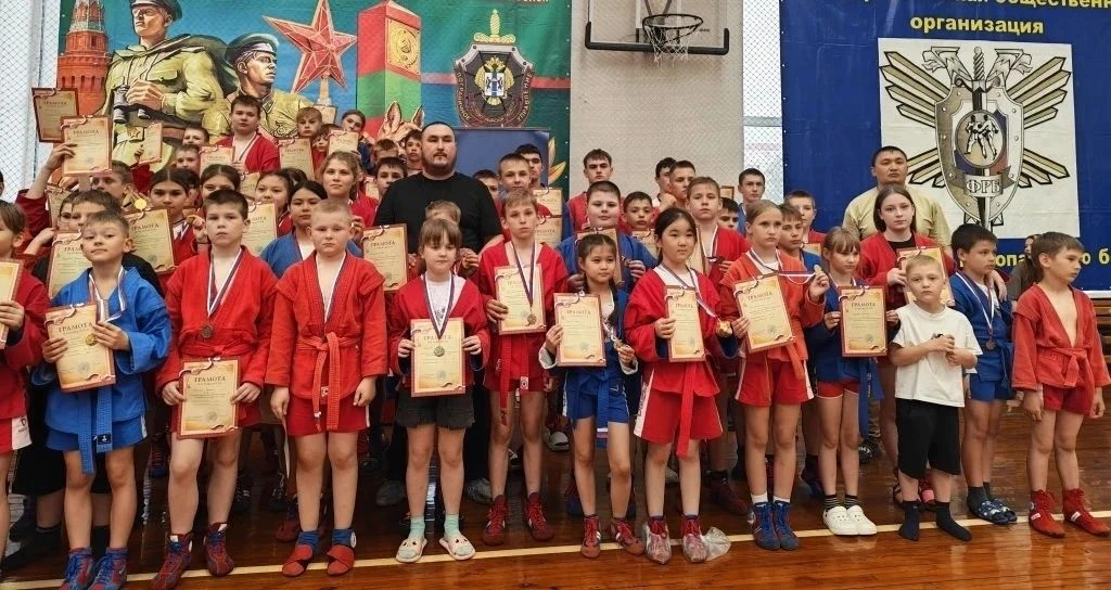 🤼 31 мая в спорткомплексе «МОЛОДОСТЬ» прошло открытое Первенство ДЮСШ Карасукского мун...