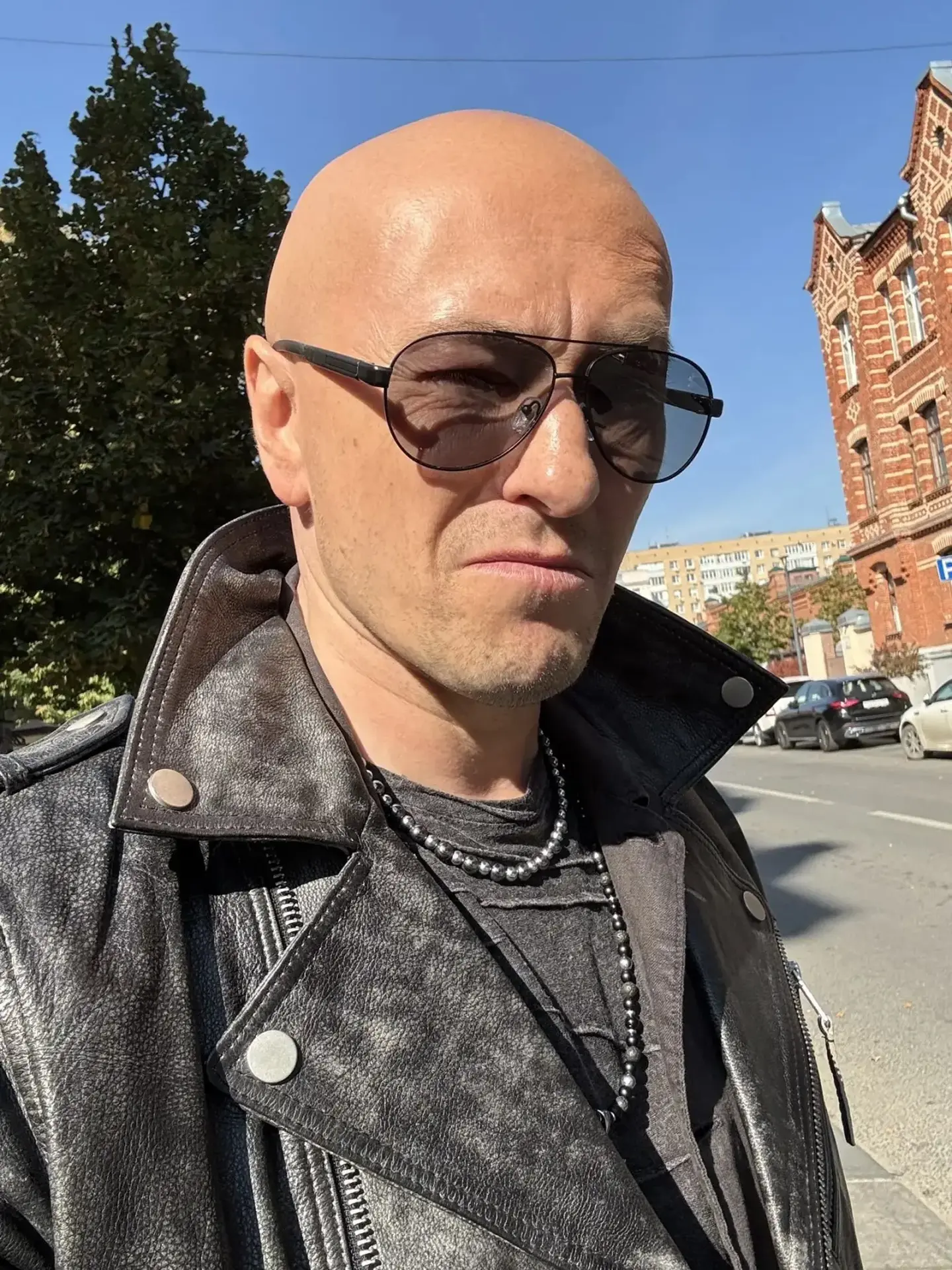 Перед вами Дмитрий Нагиев. А точнее, Сергей Безруков в роли Марка Николаева в новом кин...