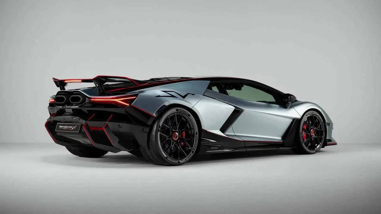 😲 Какой он, самый мощный Lamborghini в истории?