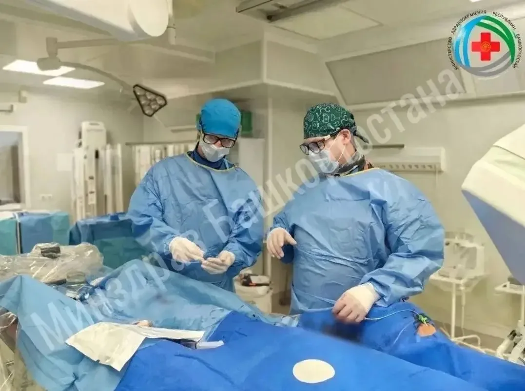 Пациента с «синдромом обкрадывания» спасли врачи в Башкирии.