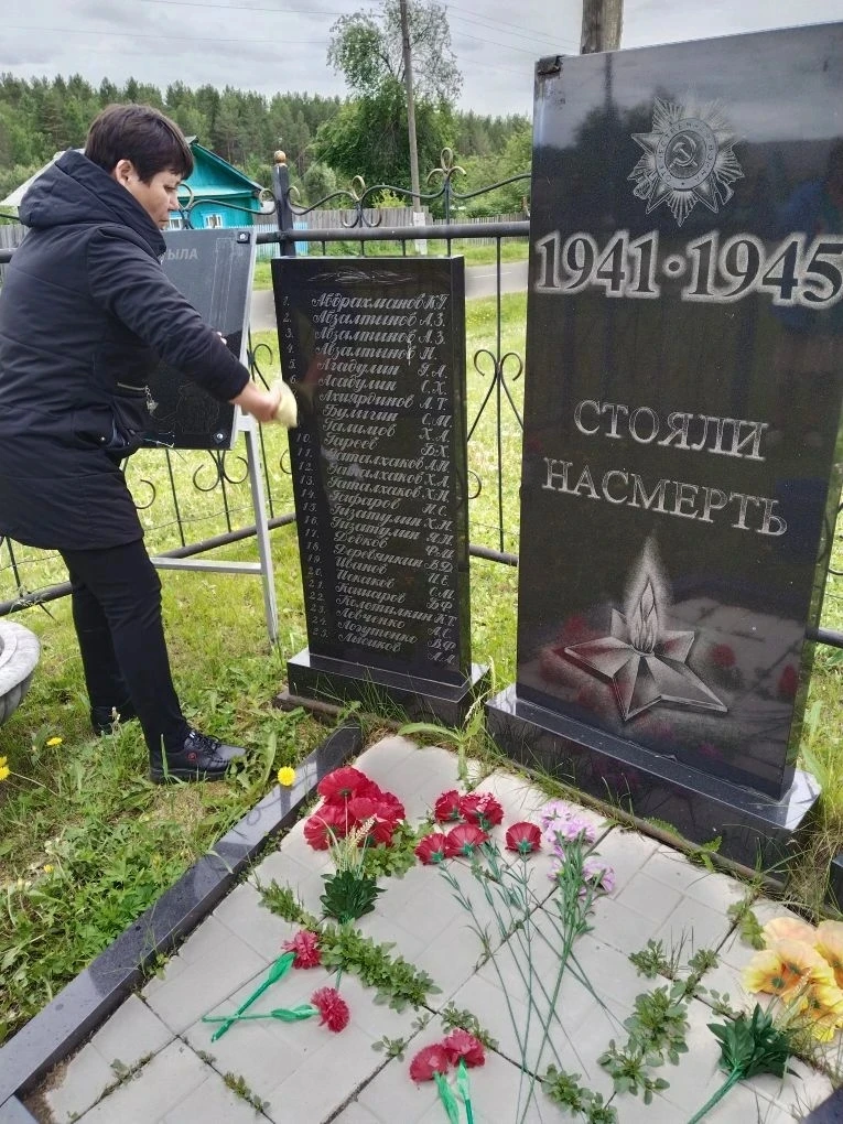 Накануне проведения Митинга на День памяти и скорби🕯️, волонтеры культуры села Черемшанка привели в