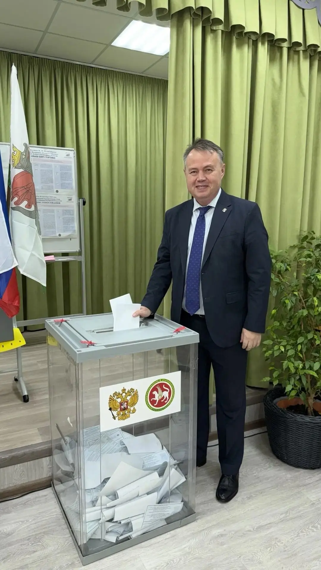 Министр здравоохранения Республики Татарстан Альмир Абашев принял участие в голосовании...