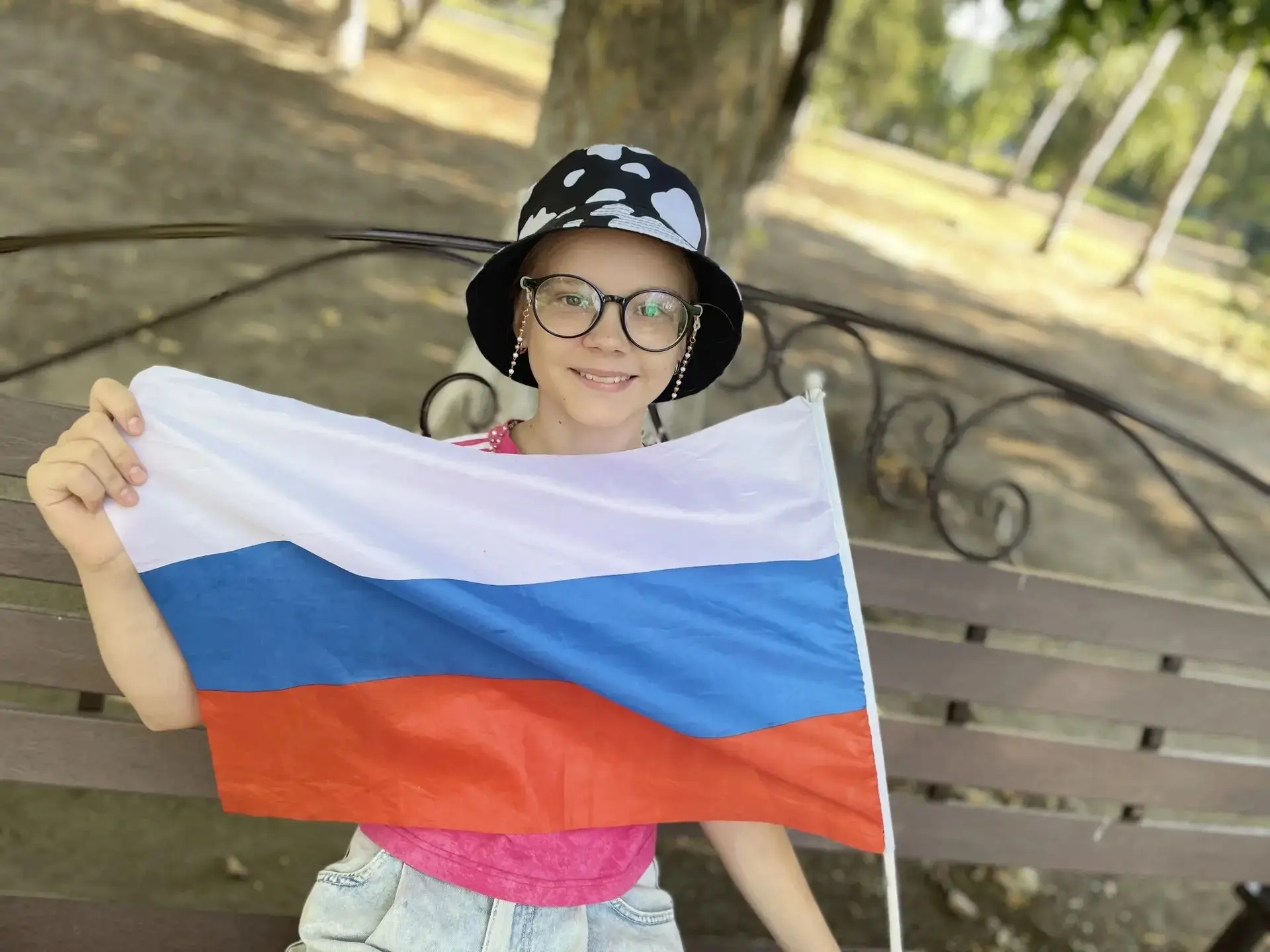 В МАОУ лицее 3 проходят активности, приуроченные к празднованию Дня флага РФ.