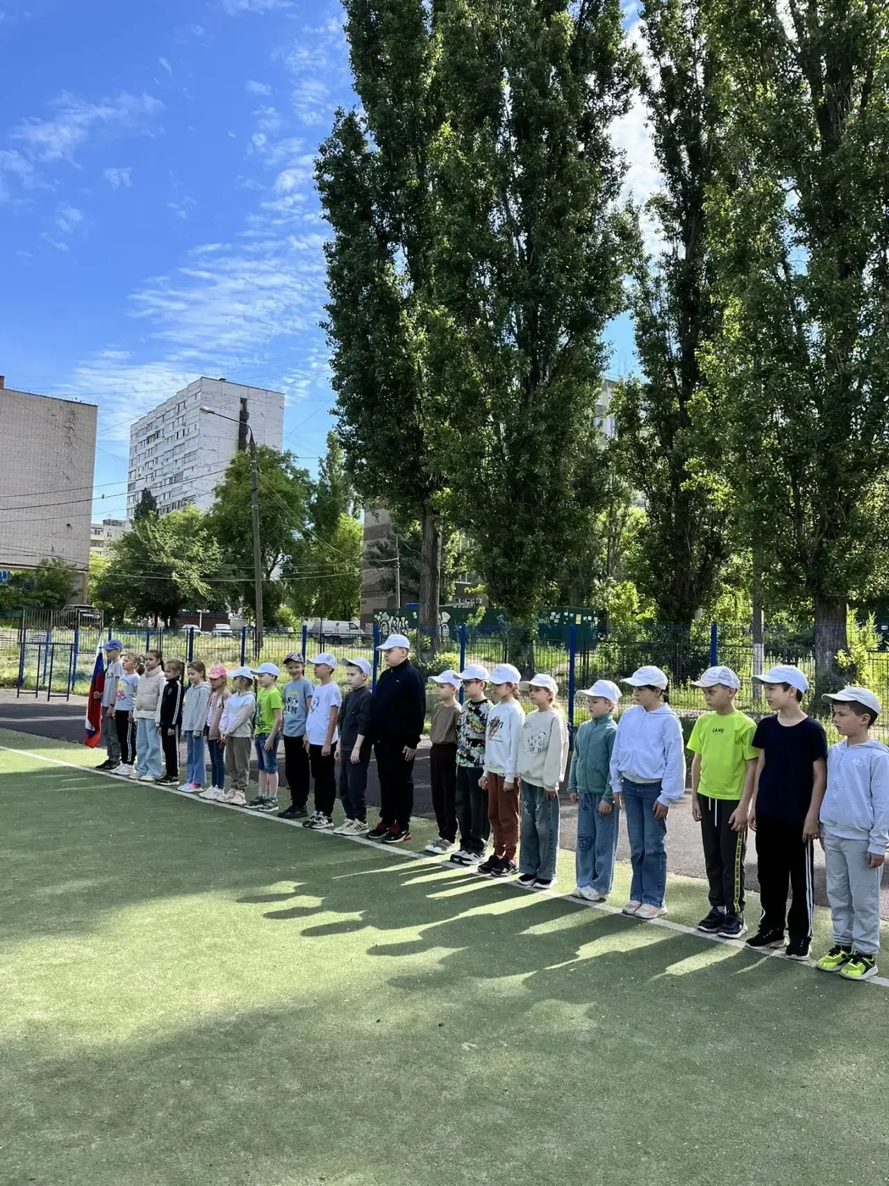 Утро в нашем лагере традиционно начинается с зарядки! ☀️💪
