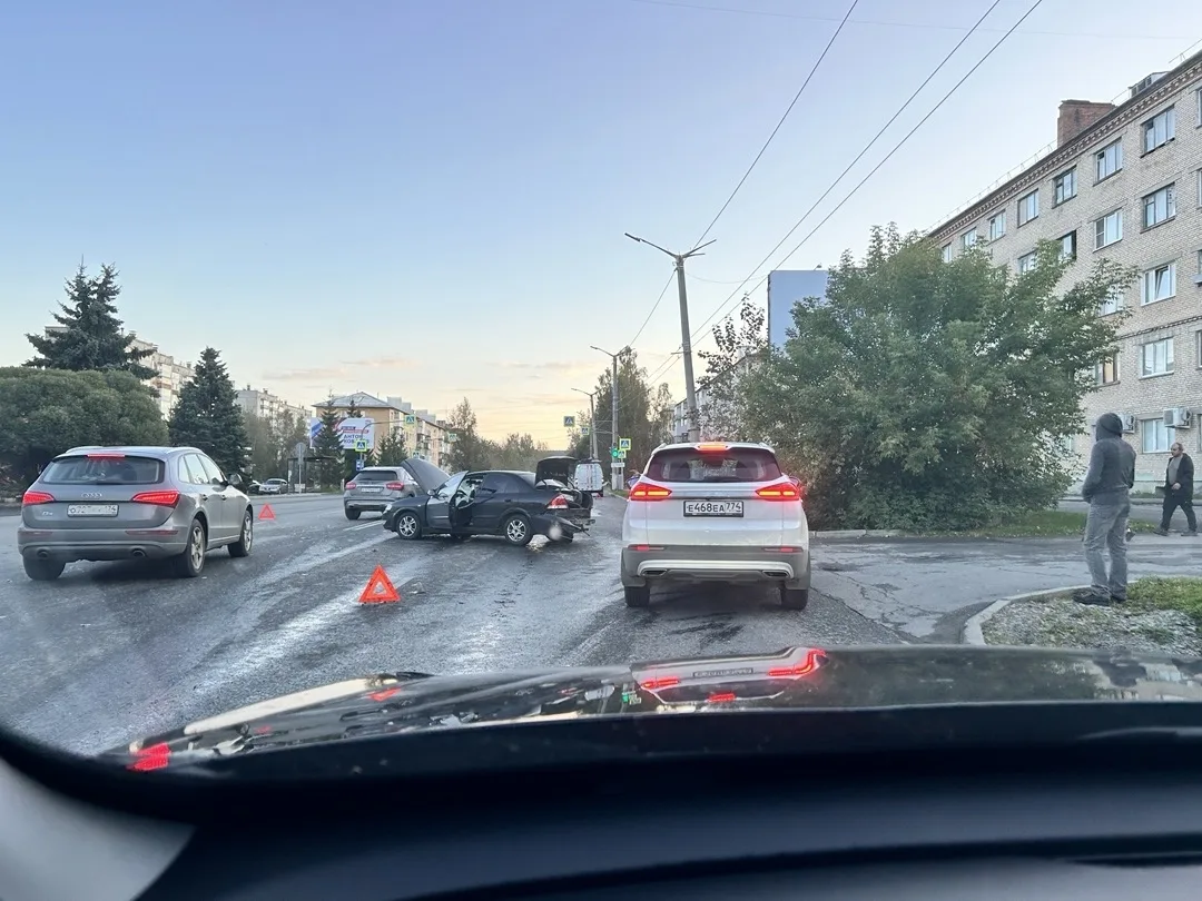 ДТП напротив Таганая