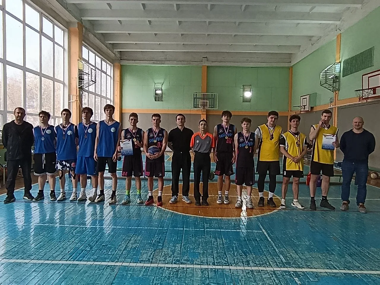 🏆Победители районных соревнований по баскетболу🏀  🗓️8 апреля команда юношей "Тайфун"  10-11 классов 