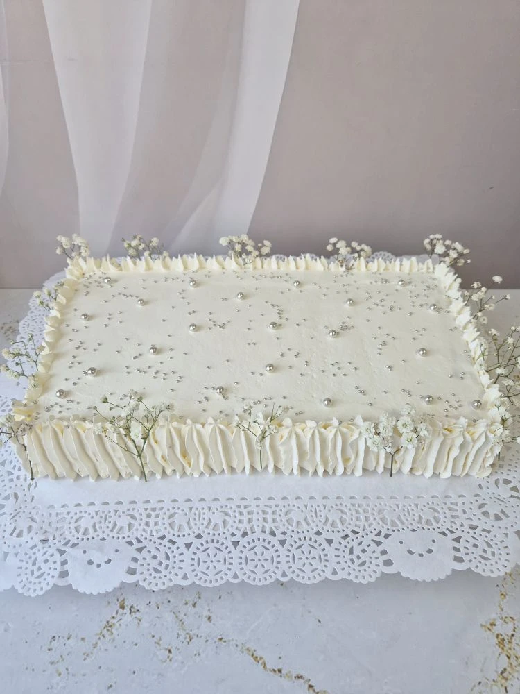 🍰✨ Трендовый прямоугольный торт — настоящее произведение искусства! ✨