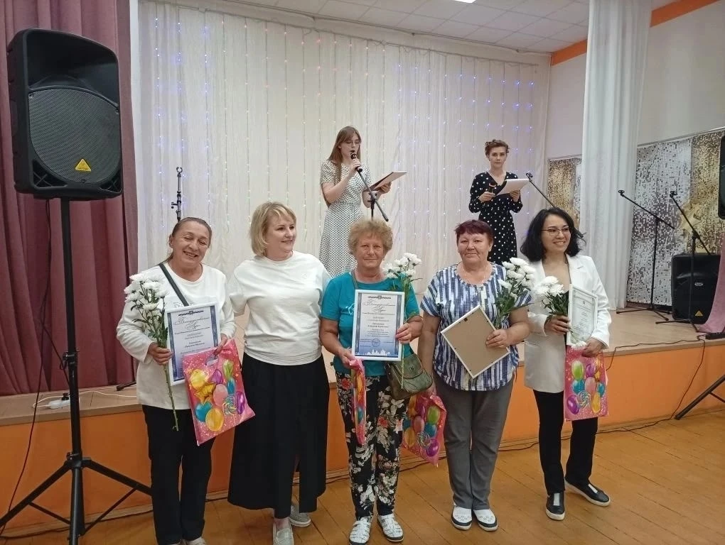 🎉С праздником, дорогие жители Старого Ракома! От всей души поздравляем вас с Днём деревни!

💫Замес