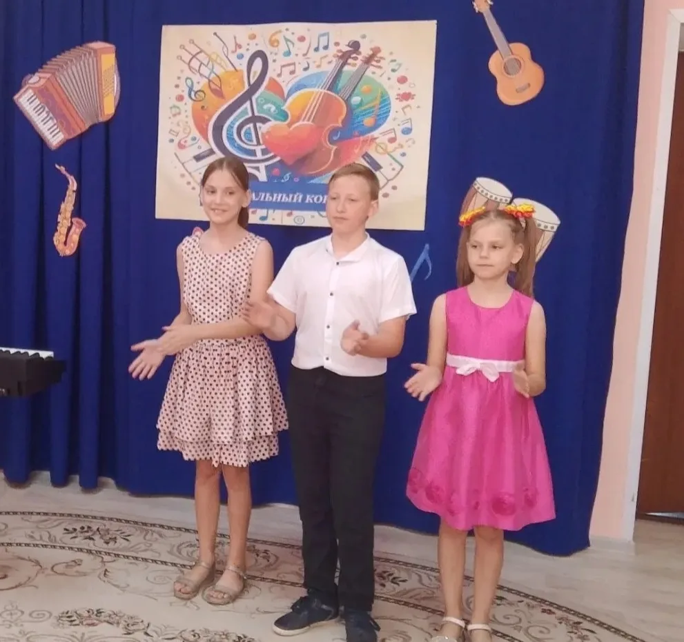 🎼🎵Сегодня воспитанники ОБОУ ДО «Черемисиновская детская школа искусств» подарили наши...