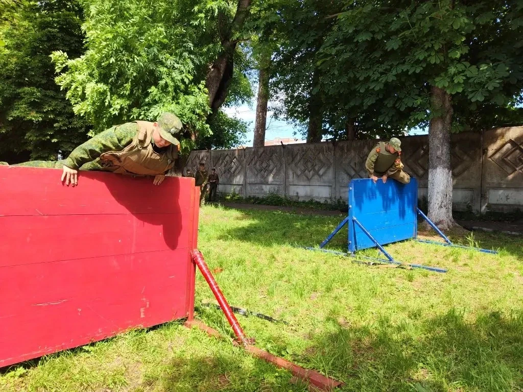 Работа военно-спортивного лагеря на базе Балтийского высшего военно-морского училища имени Ф.Ф. Ушак