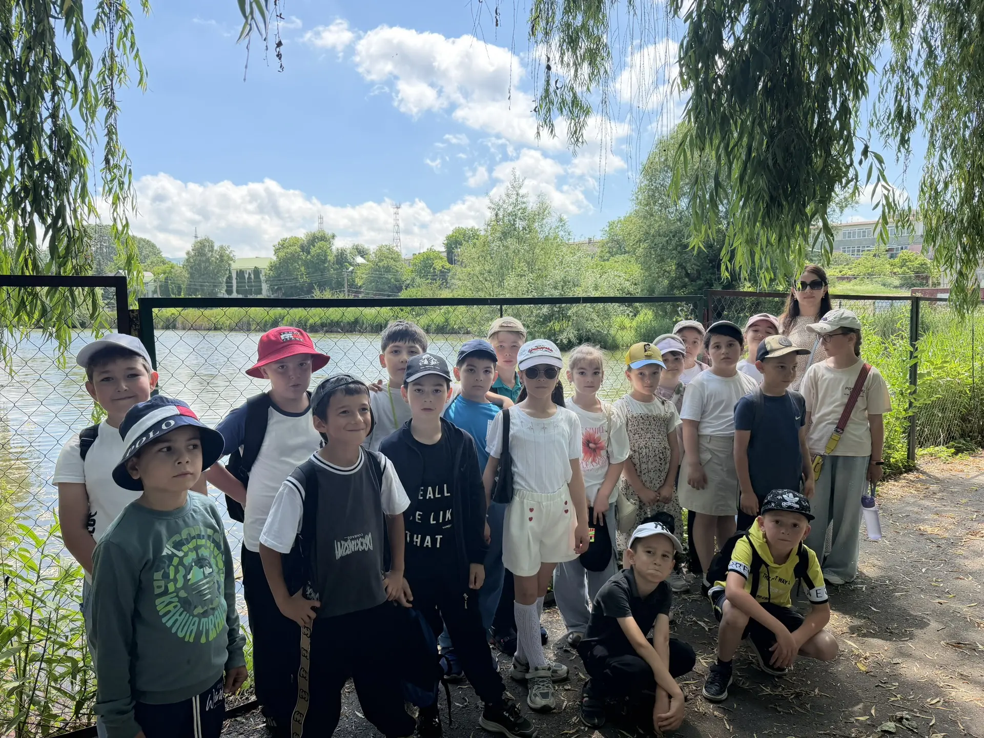 🐟 Навстречу приключениям: «Юные патриоты» на форелевом хозяйстве!

🌞Лето — время ярких открытий и 