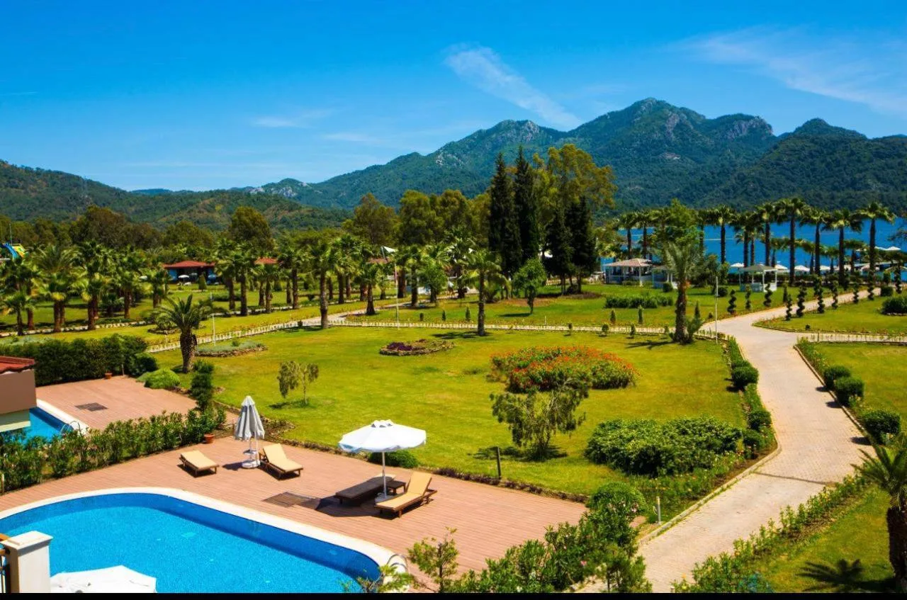 Турция, Мармарис 🔥

⭐ Pgs Hotels Fortezza Beach Resort 5*
✈️ Вылет из Москвы 22.06 на 10 ночей

🍹 