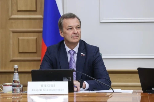 Первый заместитель председателя Совета Федерации Андрей Яцкин проведет прием граждан в ...