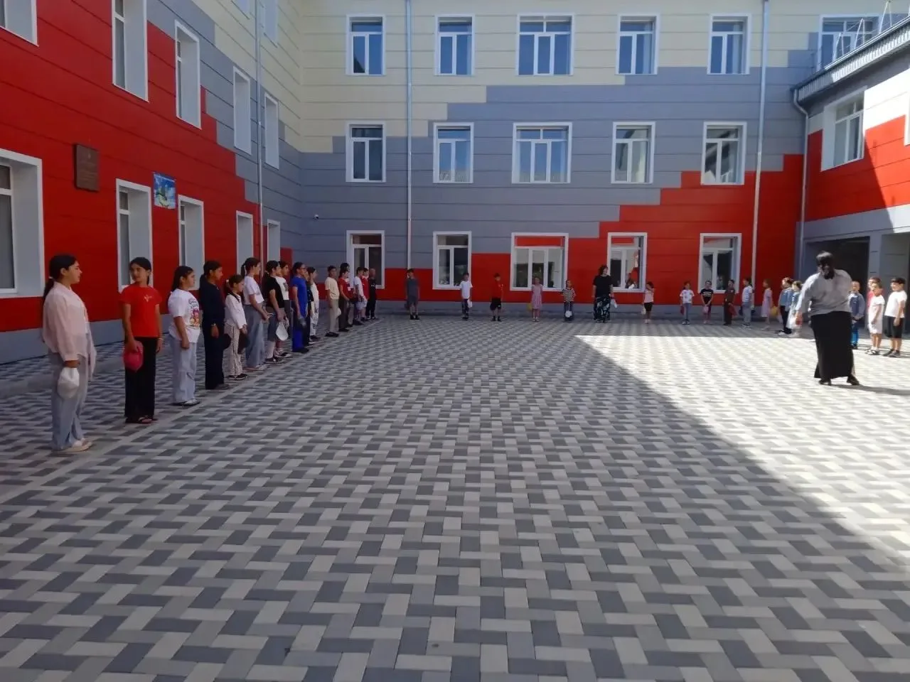 📢 Пятнадцатый день в лагере дневного пребывания «Улыбка » прошёл тематический день - «День леса».
Н